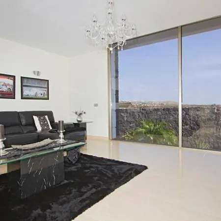 Casa Taburiente - 4 Bedroom Luxury - Well Furnished Interior - Perfect For Families Villa *
